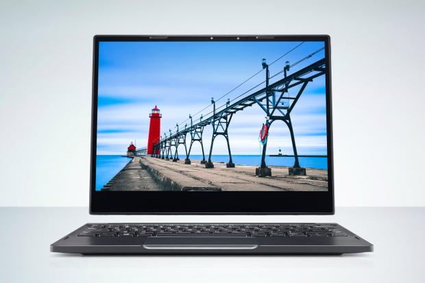 Dell ra mắt laptop đầu tiên tích hợp sạc không dây Latitude 7285
